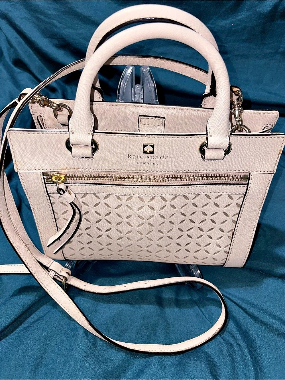 Kate Spade Cameron Street Perforated Candace Satchel beige/cream